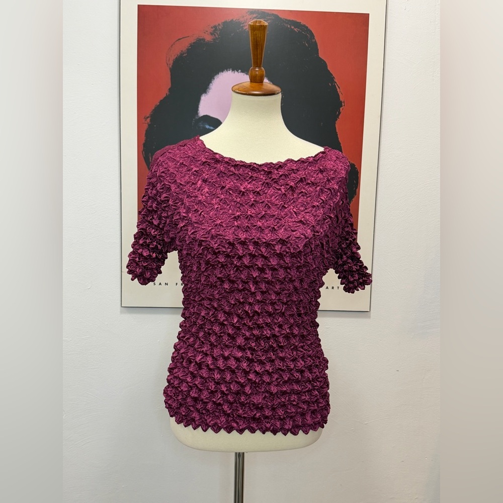 Berry-colored Y2K Popcorn shirt